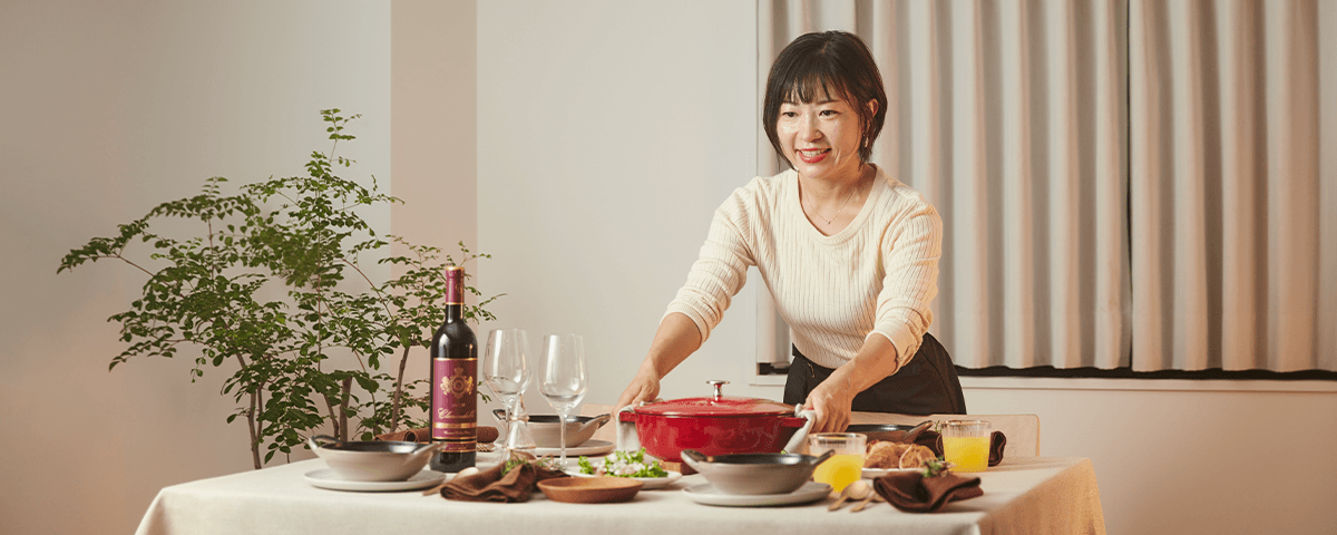 料理研究家 大橋由香さんが提案！ワインとストウブ料理で心の通うクリスマスディナーを