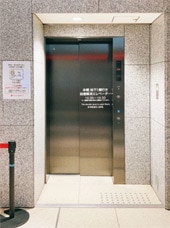 段差解消エレベーター