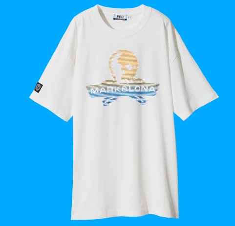 〈マーク＆ロナ〉ゴルフウェアのスタイリング写真