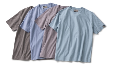 〈ゴタイリク〉Tシャツのスタイリング写真