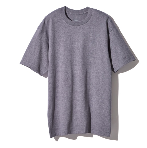 〈Hanes〉MOKUのスタイリング写真