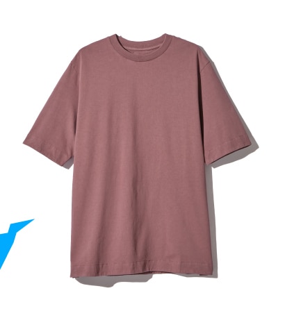 ミニマルカットソーのスタイリング写真