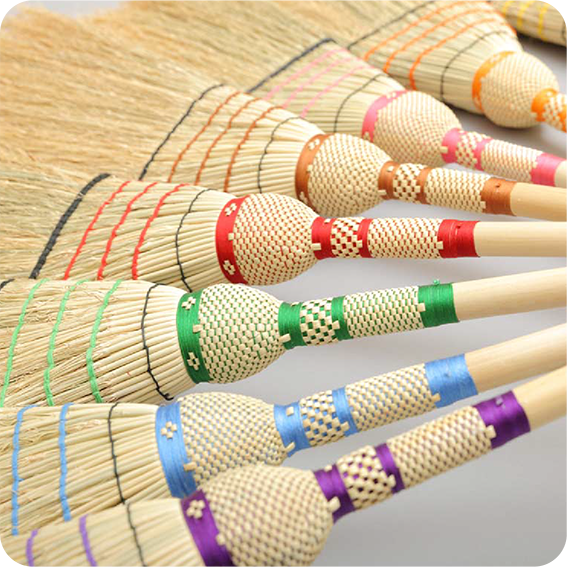 〈高倉工芸〉南部箒