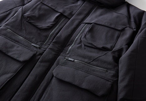 〈White Mountaineering〉［高島屋限定］中わたジャケット（2サイズ（1/2サイズ）/2色展開）