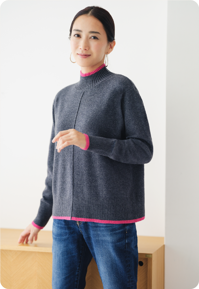 ボトルネックセーターの画像