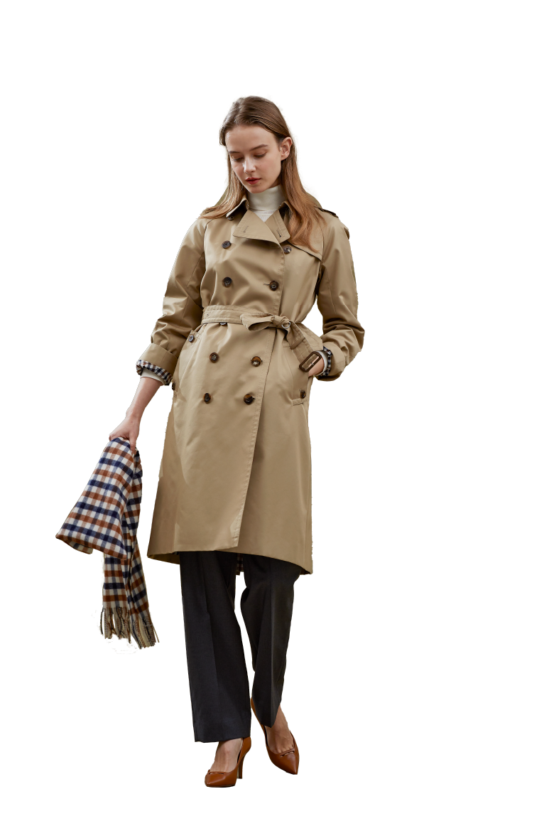 〈アクアスキュータム〉コートとパンツの全体画像