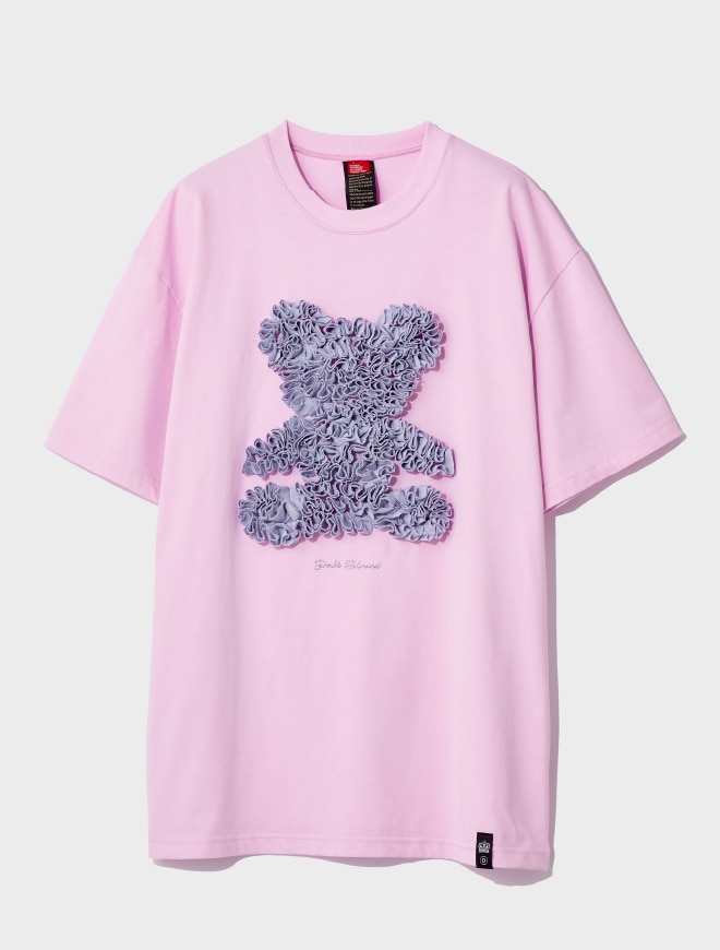 画像：レースでベアを表現したピンクのカットソー正面　画像おわり