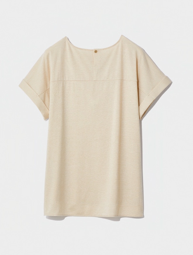 画像：さりげないラメが入ったカットソー背面　画像おわり