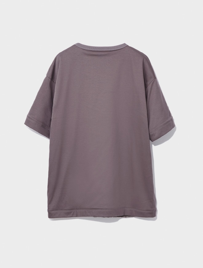 画像：パイル素材のチャコールグレーのリバーシブルカットソー背面　画像おわり