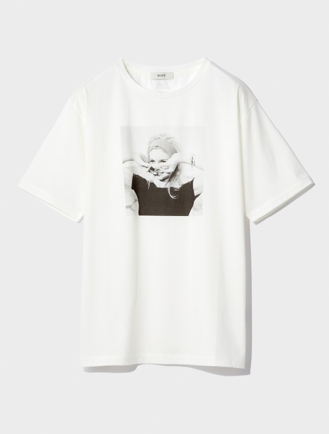 画像：ブリジット・バルドーのフォトプリントのホワイトのカットソー正面　画像おわり