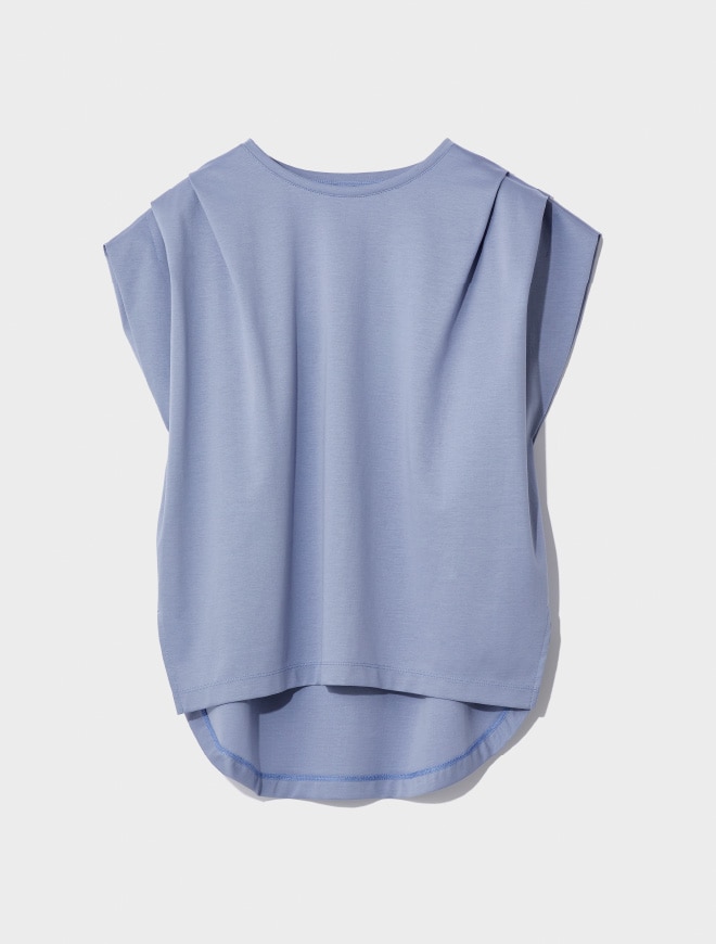 画像：タックでドレープを生むライラックのカットソー正面　画像おわり