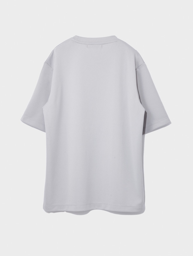 画像：カラーブロックデザインのカットソー背面　画像おわり