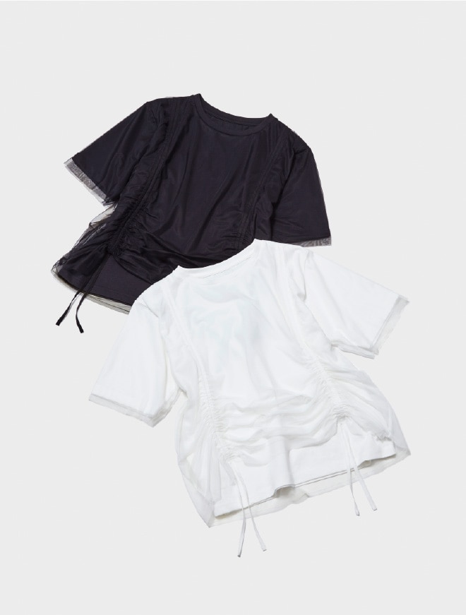 画像:トレンドのシアー素材を重ねたカットソー 画像おわり