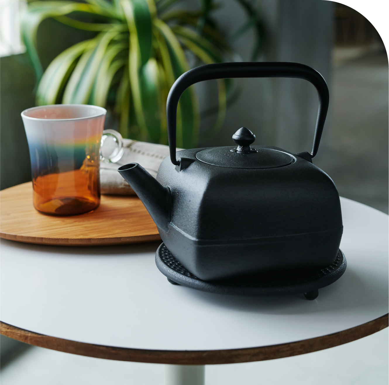 〈WAZUQU〉鉄瓶 よほうM 本漆