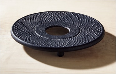 〈WAZUQU〉鉄瓶 よほうM 本漆