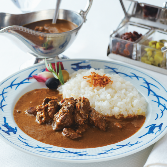 〈銀座 三笠会館〉スパイス香るチキン＆ビーフカレーセットの画像