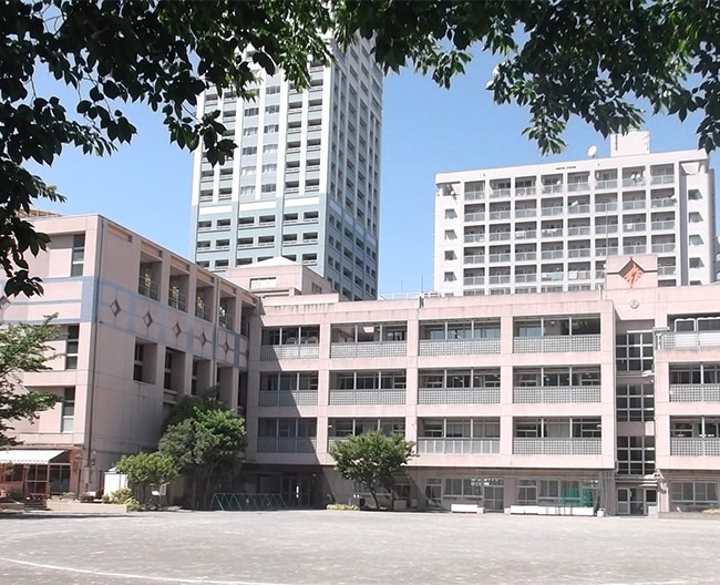 花園小学校クリスマス合唱コンサート