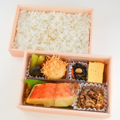 金目鯛西京焼と黒毛和牛しぐれ煮弁当