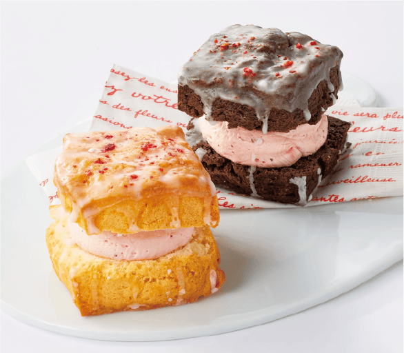 とよとみ温泉 川島旅館  いちごのホイップバターサンド（プレーン・チョコスコーン）