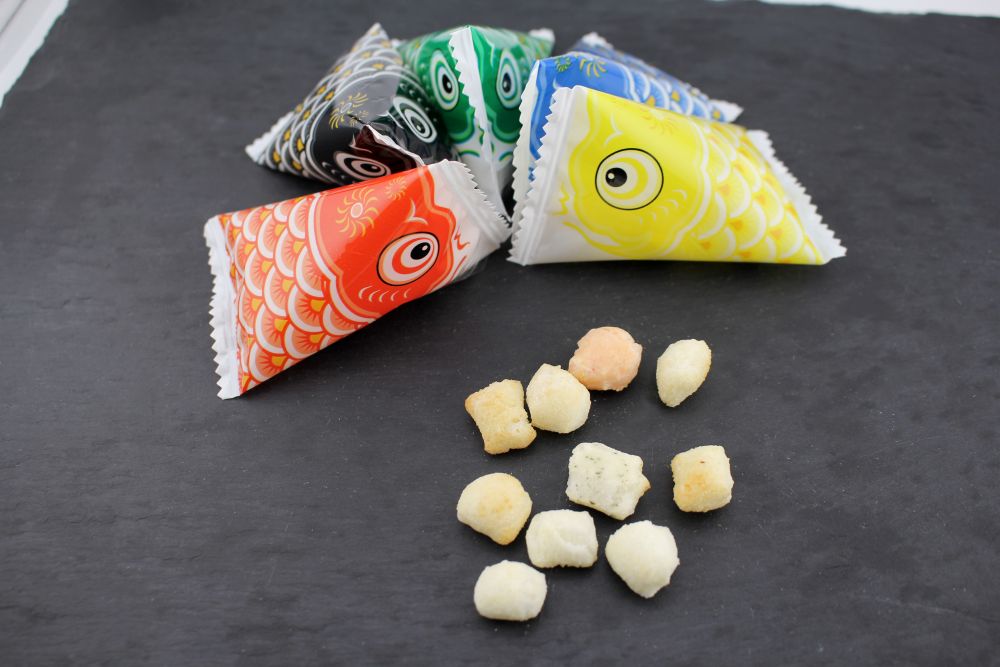 ［松本製菓］ 鯉あられテトラのイメージ画像