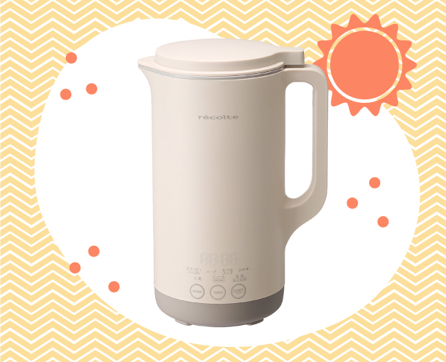 アイボリーのボディの自動調理ポットの写真