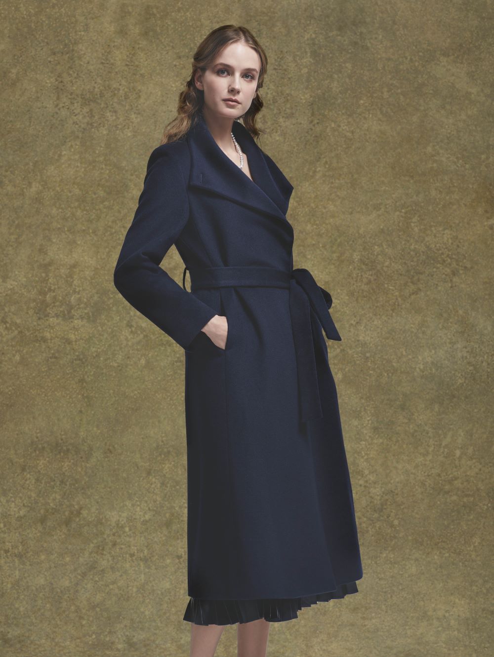 モア サロン エ ロペ