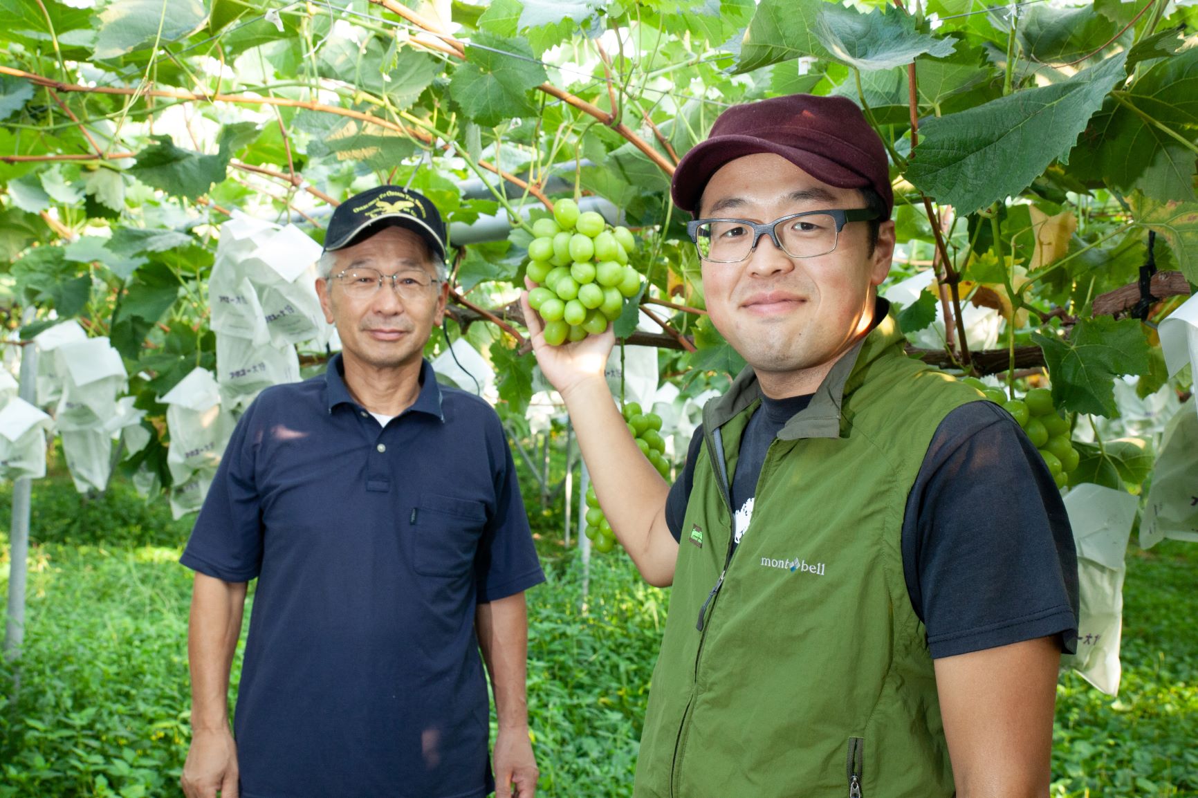 ABE FARMの阿部和夫さんと息子の阿部達也さん