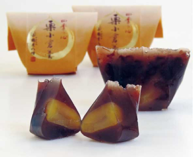 〈鶴屋八幡〉栗小倉羹