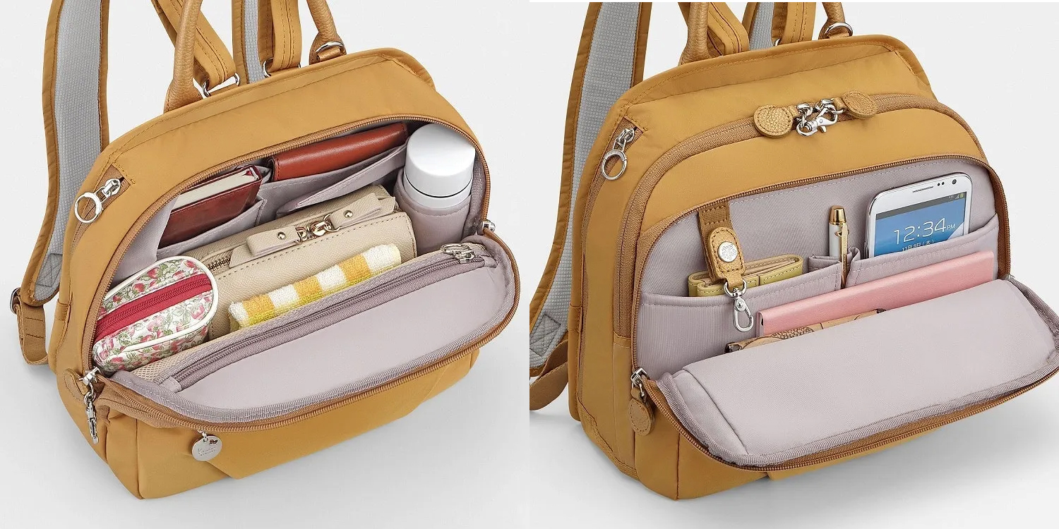 カナナP J１の内装とフロントポケットは開けた写真