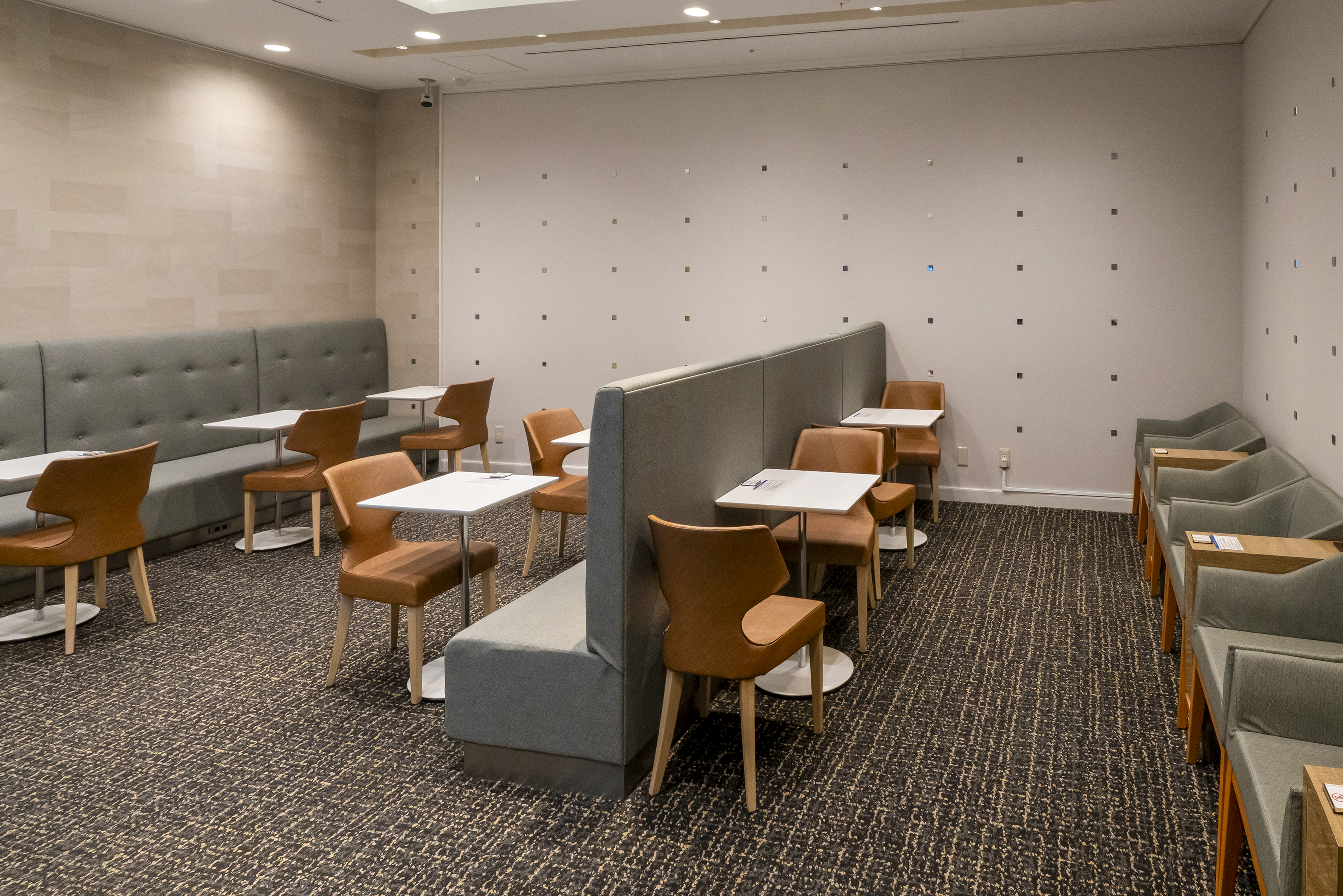 メンバーズサロン室内 