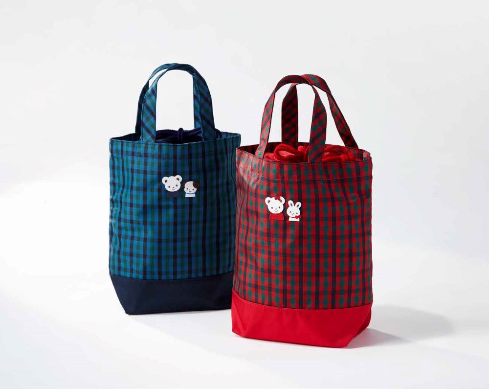 ファミリアのシューズケース