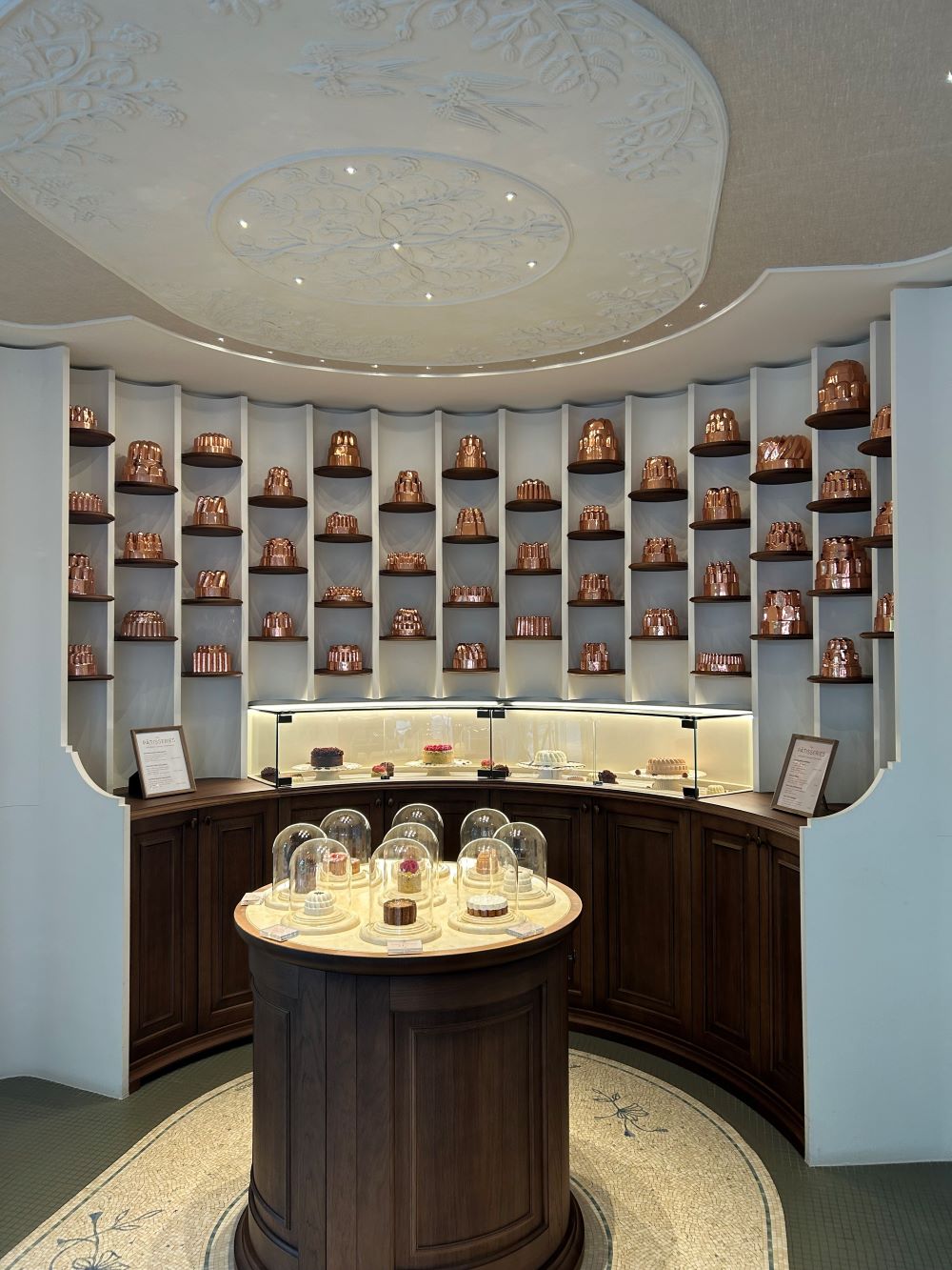 ［プランクール］フランスのお店の様子