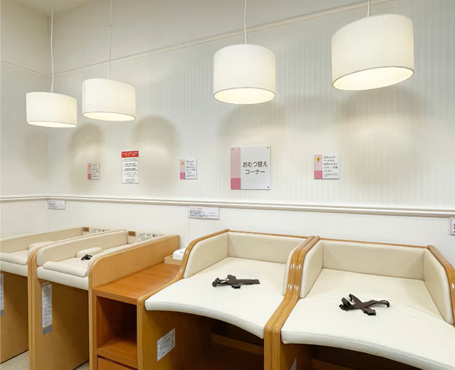 オムツ替えベッド