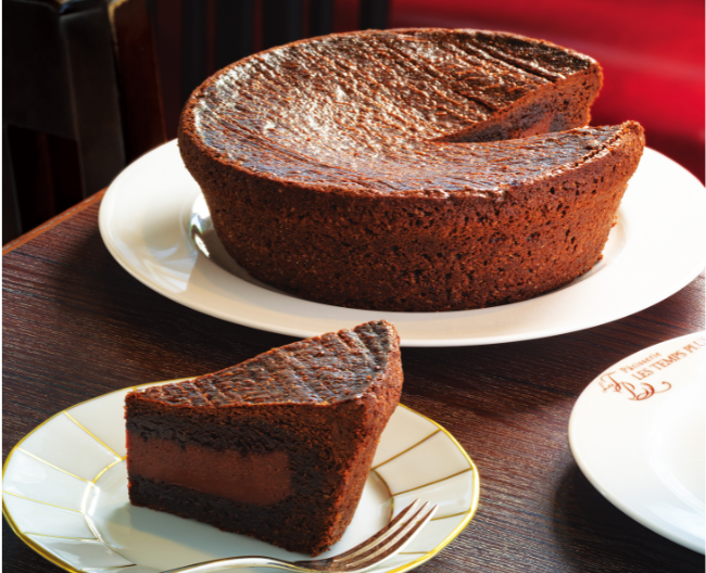 【冬の贈りもの】担当バイヤーが語る［レタンプリュス］「ガトーバスク・ショコラ」開発ストーリー