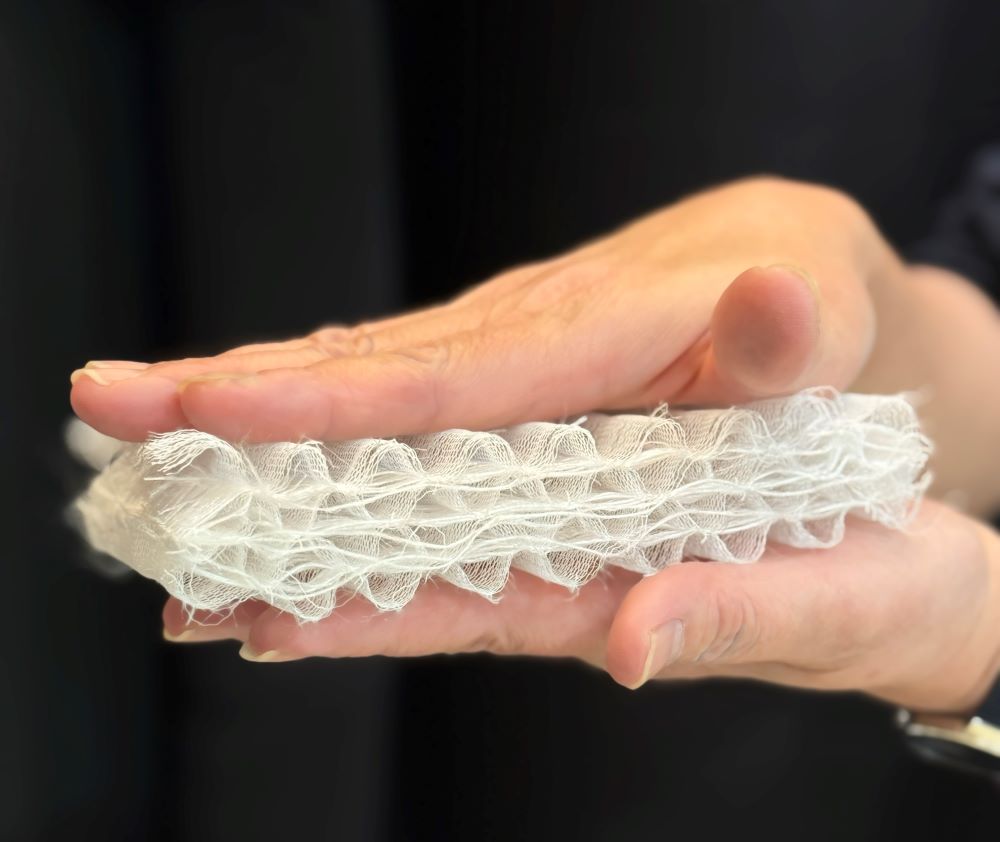 エアーサイクロンが段ボール状の構造を表す様子