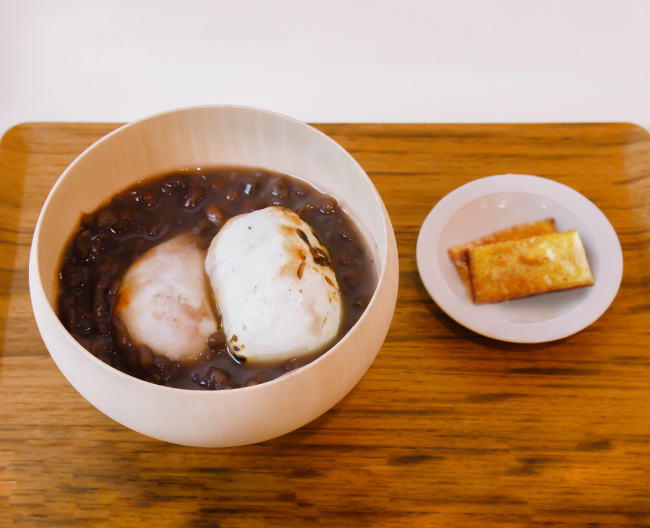 菓寮 伊藤軒の上品な甘さと香りが楽しめるぜんざい