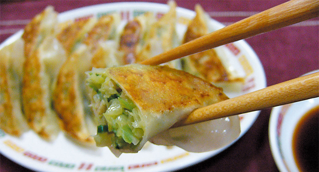 野菜たっぷり餃子の写真