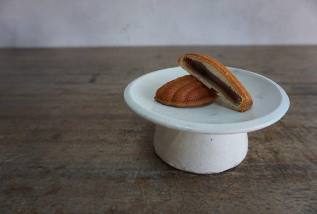 ［梅園］焼きまんじゅう「あんマドレーヌ」