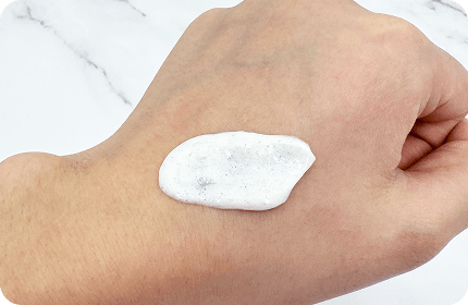 Aesop ピュリファイング フェイシャル エクスフォリアント 詳細ページへ