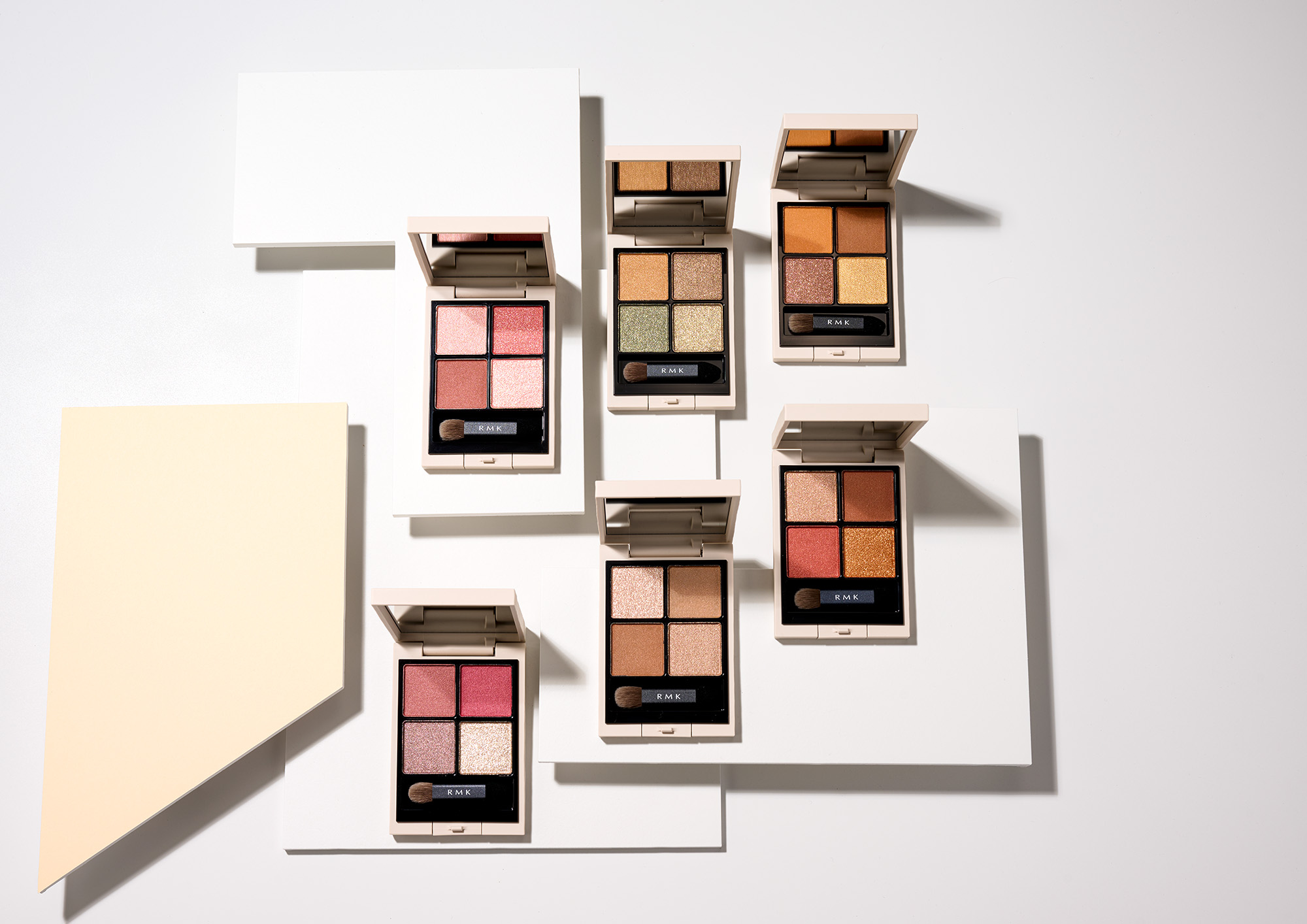 RMK／シンクロマティック アイシャドウパレット