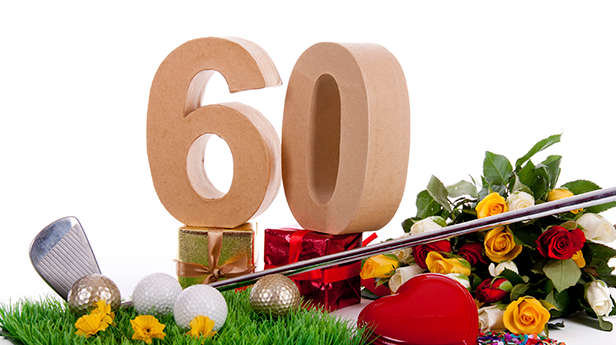 【2025年】男性に贈る還暦祝いのプレゼントは?喜ばれる人気商品を紹介!