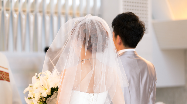 兄弟・姉妹の結婚祝いの相場・選び方を解説!渡し方や人気ランキングまで紹介