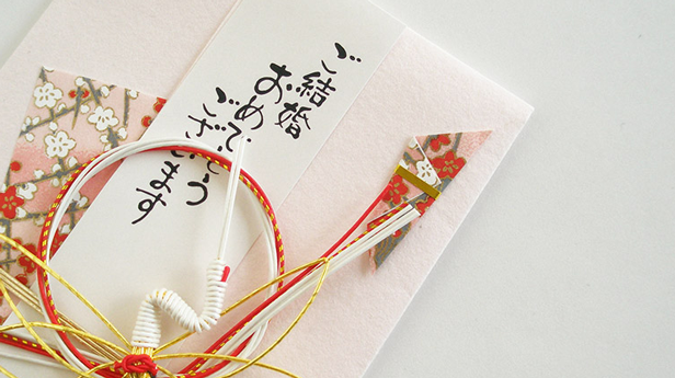 友人の結婚祝いにおすすめのプレゼントは?予算相場やマナーも解説