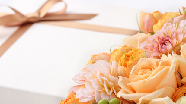 結婚内祝いとは?金額やマナー、贈る時期など徹底解説