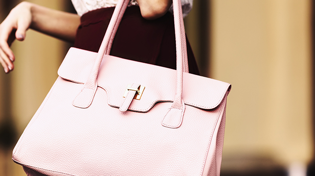 女性に人気のおすすめトートバッグ。色柄・デザイン・サイズ、用途別にご紹介