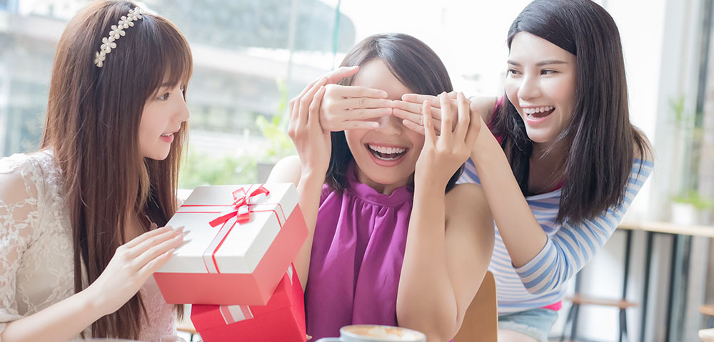 女友達の誕生日を盛り上げるサプライズのアイデア