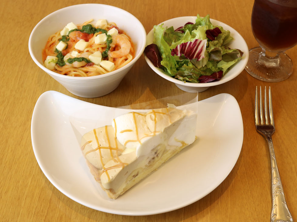 ケーキ＆パスタの「カフェアソート」