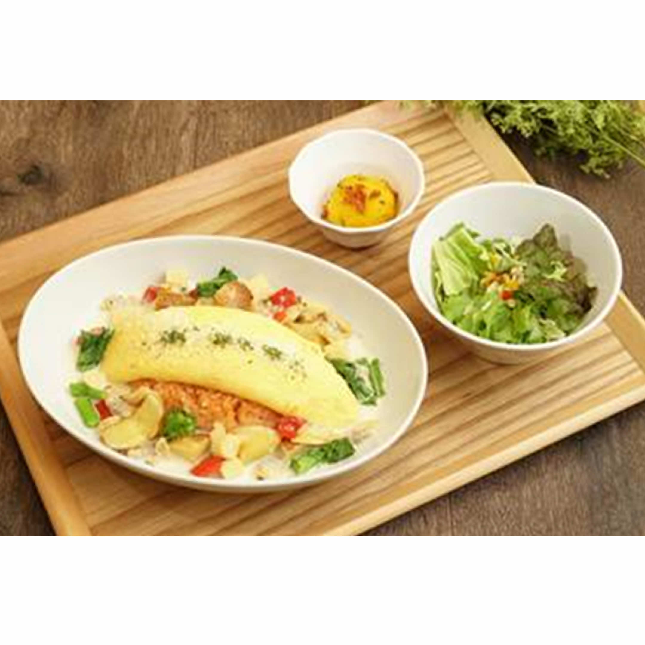 オムライス～彩り野菜のクラムチャウダースープ～