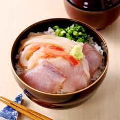 能登半島 海鮮づけ丼の具