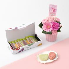 【母の日】アレンジ＆新宿高野果実サブレ8枚入